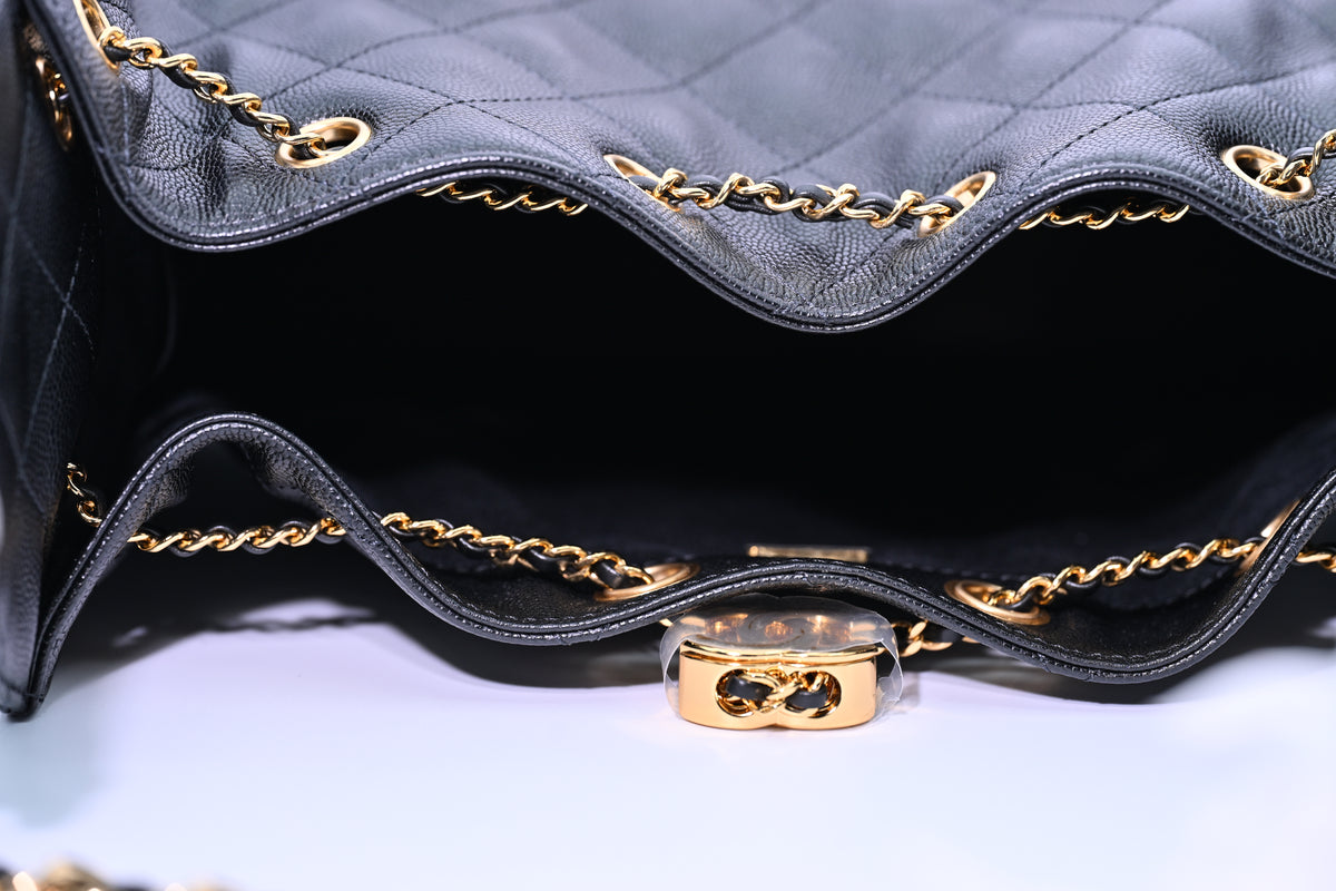 CHANEL 25 Small Handbag – Black Grained Calfskin
